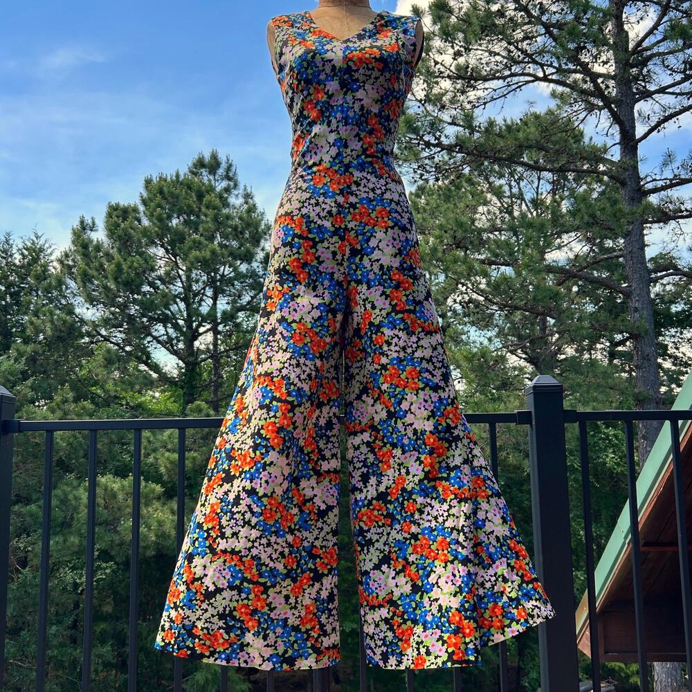 Vintage 60s Dark Ditsy Floral Wide Leg Palazzo Pant Beach Pajama Jumpsuit XS